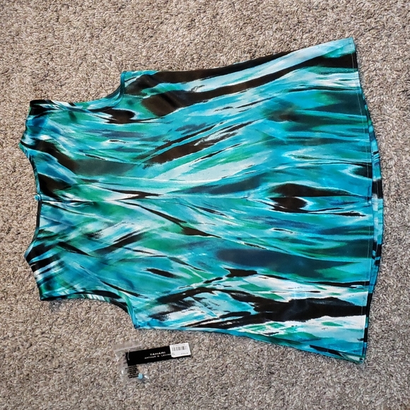 TAHARI Tank - Picture 3 of 5